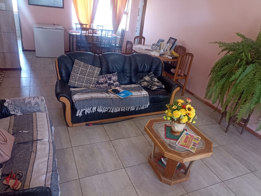 4 Bedroom Property for Sale in Heiderand Western Cape